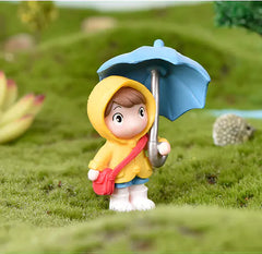 Miniature Couple with Umbrella Garden Decor
